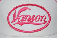 Load image into Gallery viewer, 新品未使用 Supreme シュプリーム × Vanson ヴァンソン レザーキャップ ピンク ホワイト ONE SIZE 58cm H79FW25 中古 4b006374