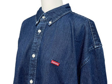 Load image into Gallery viewer, 新品未使用 Supreme シュプリーム Small Box Shirt 長袖デニムシャツ インディゴブルー サイズM FW25S2 中古 4b006383