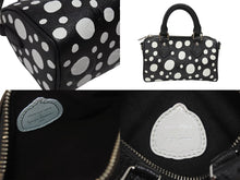 Load image into Gallery viewer, 新品同様 LOUIS VUITTON ルイヴィトン ナノ スピーディ 草間彌生 2WAYハンドバッグ M81910 モノグラムアンプラントレザー 中古 4b006394