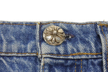 画像をギャラリービューアに読み込む, 未使用 CHROME HEARTS クロムハーツ × Levi&#39;s リーバイス セメタリークロスパッチ デニムミニスカート サイズ26 10パッチ 中古 4b006403 