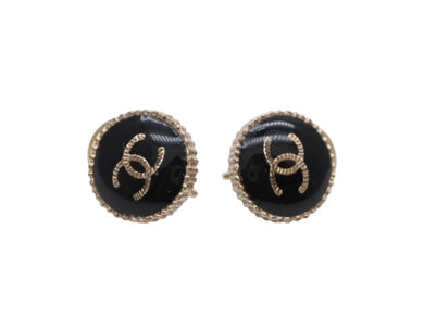 CHANEL シャネル ココマーク ボタン イヤリング ゴールド ブラック メタル 重量約3.2g A17C刻印 両耳用 美品 中古 4b006428