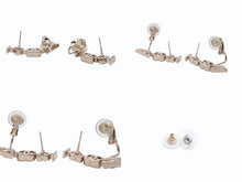 Load image into Gallery viewer, CHANEL シャネル ココマーク アローハート ピアス 両耳 アクセサリー A17P刻印 4.3g ゴールド 美品 中古 4b006429