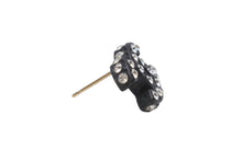 Load image into Gallery viewer, 極美品 CHANEL シャネル Coco Mark ココマーク ピアス 02A 刻印 3.1g ラインストーン ブラックカラー アクセサリー 中古 4b006444