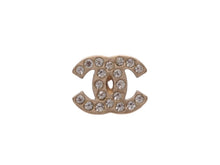 Load image into Gallery viewer, 極美品 CHANEL シャネル ココマーク ピアス 両耳 09P刻印 フランス製 1.5g メタル ラインストーン ゴールド金具 中古 4b006446