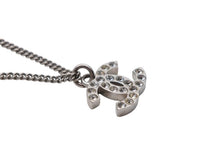 Load image into Gallery viewer, CHANEL シャネル ココマーク ラインストーン ネックレス 重量約5.0g F14V刻印 全長約46cm シルバー メタル 美品 中古 4b006457