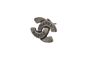 CHANEL シャネル Coco Mark ココマーク ピアス 99A 刻印 1.8g シルバー カラー アクセサリー 美品 中古 4b006482