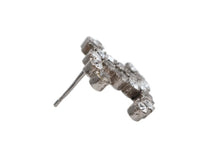 Load image into Gallery viewer, 極美品 CHANEL シャネル Coco Mark ココマーク B15A刻印 2.8g ピアス シルバーカラー ラインストーン 中古 4b006488