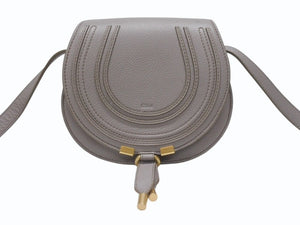 新品未使用 Chloe クロエ 新型 Marcie”スモールサドルバッグ マーシー スモール ショルダーバッグ グレインレザー グレージュ 中古 4b006541