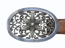 Load image into Gallery viewer, [USED/中古]CHROME HEARTS クロムハーツ ベルト・バックル OVAL STAR LARGE BUCKLE BELT ブラウン　ベルト レザー シルバー925 Cランク 中古 4b006560