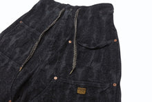 Load image into Gallery viewer, 極美品 KAPITAL キャピタル 12OZ MAGPIE DENIM W-KNEE EASY SHORT PANTS デニムショーツ K2503SP025 サイズXL ブラック 中古 4b006598