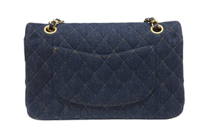 新品未使用 CHANEL シャネル マトラッセ25 Wフラップ Wチェーンショルダーバッグ A01112 ランダム番台 ココマーク デニム 中古 4b006604