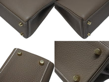 Load image into Gallery viewer, 新品未使用 HERMES エルメス KELLY ケリー25 2WAYハンドバッグ 内縫い トゴ エトゥープ ゴールド金具 W刻印 4b006610