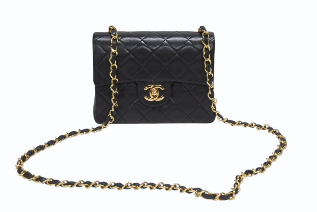 極美品 CHANEL シャネル ミニマトラッセ17 Sフラップ Sチェーンショルダーバッグ 1番台 ラムスキン ココマーク ブラック 中古 4b006615