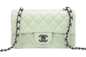 新品未使用 CHANEL シャネル ミニマトラッセ 20 Sフラップ Sチェーンショルダーバッグ ランダム番台 ラムスキン ココマーク グリーン 中古 4b006620