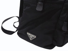 Load image into Gallery viewer, PRADA プラダ リュック バックパック 2VZ066 トライアングルロゴ ナイロン ブラック シルバー金具 美品 中古 4b006621