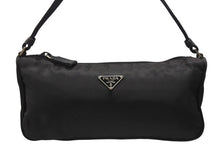 Load image into Gallery viewer, PRADA プラダ ハンドバッグ アクセサリーポーチ トライアングルロゴ イタリア製 ナイロン ブラック シルバー金具 美品 中古 4b006625