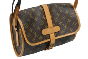 LOUIS VUITTON ルイヴィトン モノグラム マルヌ ショルダーバッグ ブラウン ロゴ 鞄 PVC レザー M51369 ゴールド金具 良品 中古 4b006628