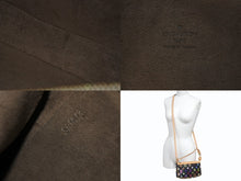 Load image into Gallery viewer, 新品同様 LOUIS VUITTON ルイヴィトン ポシェットアクセソワール アクセサリーポーチ M92648 モノグラム マルチカラー ブラック 中古 4b006636