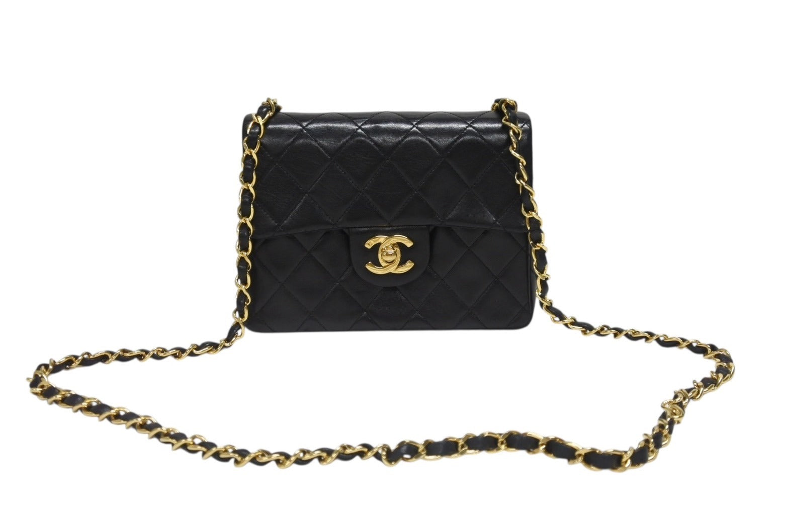 CHANEL – Casanova Vintage