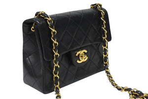 極美品 CHANEL シャネル ミニマトラッセ17 Sフラップ Sチェーンショルダーバッグ 1番台 ラムスキン ココマーク ブラック 中古 4b006639