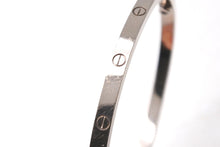 Load image into Gallery viewer, CARTIER カルティエ Love ラブブレス ブレスレット スモール シルバー ホワイトゴールド ジュエリー B6079217 18g 新型 15号 美品 中古 4b006666