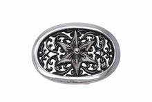 Load image into Gallery viewer, 極美品 CHROME HEARTS クロムハーツ BUCKLE CLASSIC OVAL STAR クラシック オーバルスター バックル 重量約148.3g シルバー 中古 4b006698