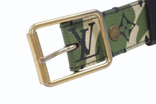 Load image into Gallery viewer, LOUIS VUITTON ルイヴィトン ベルト サンチュール モノグラモフラージュ 村上隆 サイズ95 M9646U ゴールド金具 美品 中古 4b006700