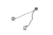Load image into Gallery viewer, 新品未使用 CHROME HEARTS クロムハーツ DICE DBL ダブルダイス ピアス 重量約10.0g 2017/.925刻印 シルバ−925 片耳用 中古 4b006761
