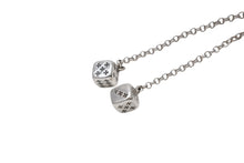 Load image into Gallery viewer, 新品未使用 CHROME HEARTS クロムハーツ DICE DBL ダブルダイス ピアス 重量約10.0g 2017/.925刻印 シルバ−925 片耳用 中古 4b006761