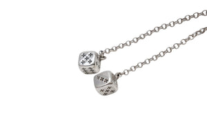 新品未使用 CHROME HEARTS クロムハーツ DICE DBL ダブルダイス ピアス 重量約10.0g 2017/.925刻印 シルバ−925 片耳用 中古 4b006761