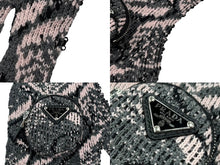Load image into Gallery viewer, 極美品 PRADA プラダ Wool Pocket Gloves ウール ポケット グローブ 21FW 27447 トライングルロゴ サンプル 手袋 総柄 中古 4b006763