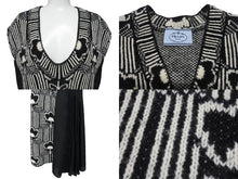 Load image into Gallery viewer, PRADA プラダ ニット ロングワンピース P3F95 サンプル品 ジョーゼット ジャガード ホワイト ブラック 美品 中古 4b006765