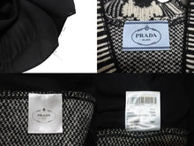 Load image into Gallery viewer, PRADA プラダ ニット ロングワンピース P3F95 サンプル品 ジョーゼット ジャガード ホワイト ブラック 美品 中古 4b006765
