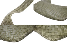 Load image into Gallery viewer, BOTTEGAVENETA ボッテガヴェネタ イントレチャート ショルダーバッグ イタリア製 アルガ レザー 美品 中古 4b006830