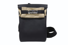 Load image into Gallery viewer, 新品未使用 エルメス HERMES ケリーアッカドPM W刻印 ワンショルダーバッグ ブラック 新型 シルバー金具 中古 4b006839