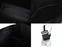 Load image into Gallery viewer, 新品未使用 エルメス HERMES ケリーアッカドPM W刻印 ワンショルダーバッグ ブラック 新型 シルバー金具 中古 4b006839