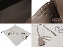 Load image into Gallery viewer, 新品未使用 エルメス HERMES ケリーアッカドPM W刻印 ワンショルダーバッグ エトゥープ シルバー金具 中古 4b006848