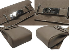 Load image into Gallery viewer, 新品未使用 エルメス HERMES ケリーアッカドPM W刻印 ワンショルダーバッグ エトゥープ シルバー金具 中古 4b006848