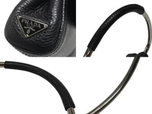 Load image into Gallery viewer, PRADA プラダ 97FW ループ ワンショルダーバッグ レザー ブラック アーカイブ トライアングルロゴ金具 シルバー金具 美品 中古 4b006940