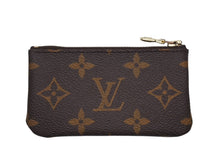 Load image into Gallery viewer, 極美品 LOUIS VUITTON ルイヴィトン モノグラム ポシェット クレ コインケース 小銭入れ M62650 ロゴ ブラウン 中古 4b006946