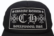 Load image into Gallery viewer, CHROME HEARTS クロムハーツ トラッカーキャップ ハリウッド限定 CHロゴ刺繍 クロスボール シルバー 925 ブラック 良品 中古 4b006957
