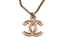 Load image into Gallery viewer, 極美品 CHANEL シャネル ココマーク ネックレス 重量約6.5g 05A刻印 全長約42cm ゴールド メタル GP 中古 4b006960