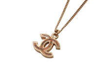 Load image into Gallery viewer, 極美品 CHANEL シャネル ココマーク ネックレス 重量約6.5g 05A刻印 全長約42cm ゴールド メタル GP 中古 4b006960
