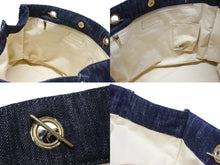 Load image into Gallery viewer, CHANEL シャネル チェーントートバッグ A31932 10番台 夜間飛行 刺繍 ココマーク デニム エンブロイダリー 美品 中古 4b006965