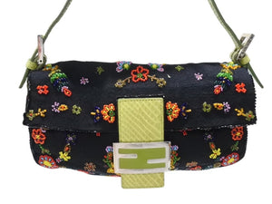 FENDI フェンディ ビーズ刺繍 マンマバケット ワンショルダーバッグ 26424 ブラック マルチカラー グリーン シルバー金具 ロゴ 美品 中古 4b006967