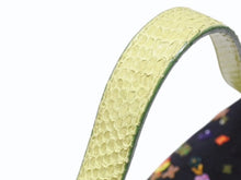 Load image into Gallery viewer, FENDI フェンディ ビーズ刺繍 マンマバケット ワンショルダーバッグ 26424 ブラック マルチカラー グリーン シルバー金具 ロゴ 美品 中古 4b006967
