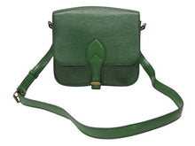 Load image into Gallery viewer, LOUIS VUITTON ルイヴィトン カルトシエール ショルダーバッグ M52244 ボルネオグリーン ゴールド金具 美品 中古 4b006982