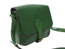 Load image into Gallery viewer, LOUIS VUITTON ルイヴィトン カルトシエール ショルダーバッグ M52244 ボルネオグリーン ゴールド金具 美品 中古 4b006982