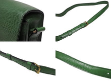 Load image into Gallery viewer, LOUIS VUITTON ルイヴィトン カルトシエール ショルダーバッグ M52244 ボルネオグリーン ゴールド金具 美品 中古 4b006982