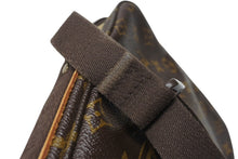 Load image into Gallery viewer, LOUIS VUITTON ルイヴィトン トロター ボブール ショルダーバッグ M97037 モノグラム ブラウン PVC レザー ゴールド金具 美品 中古 4b007000